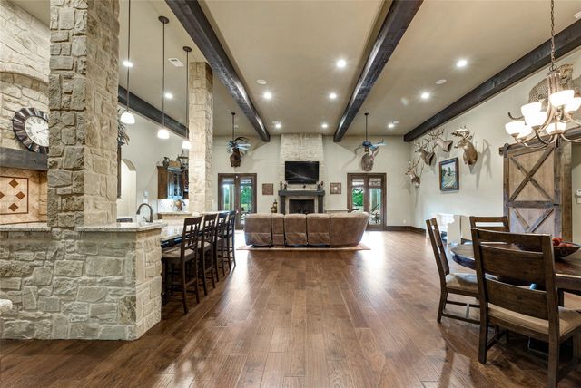 10285 Ferrill Creek Road, Bryan, TX 77808