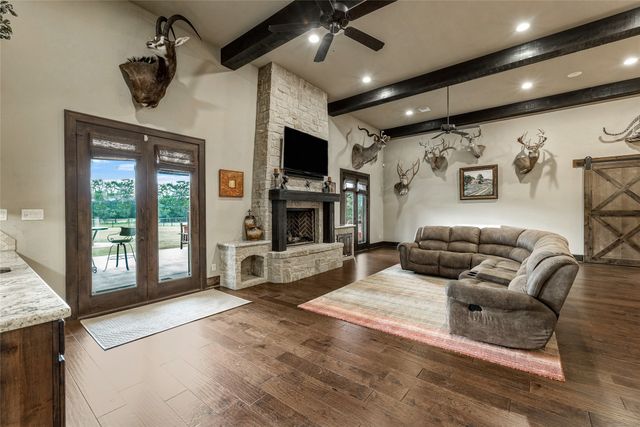 10285 Ferrill Creek Road, Bryan, TX 77808