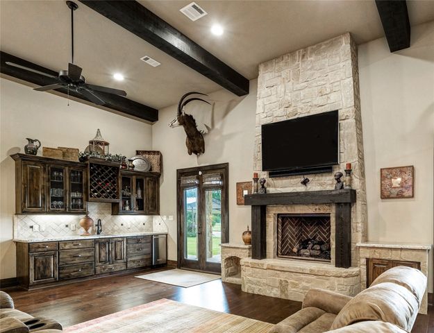 10285 Ferrill Creek Road, Bryan, TX 77808