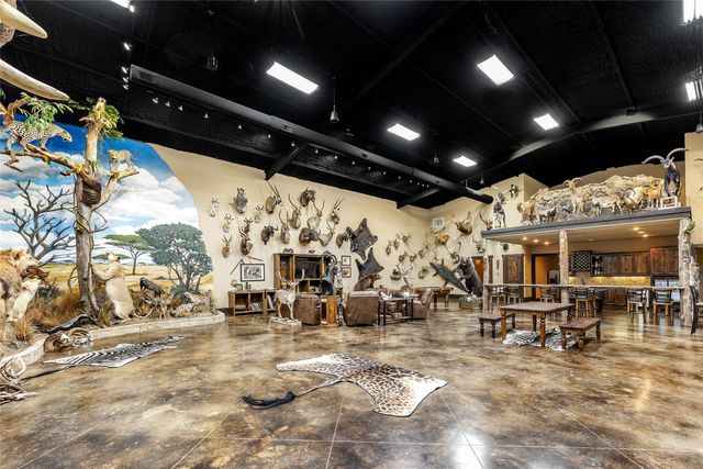 10285 Ferrill Creek Road, Bryan, TX 77808