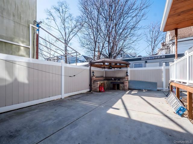 720 Ditmas Avenue, Brooklyn, NY 11218