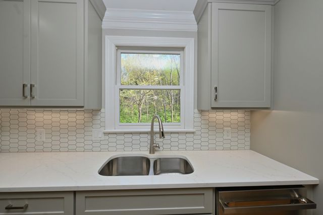 1115 Temple Ridge Ct, Nashville, TN 37221