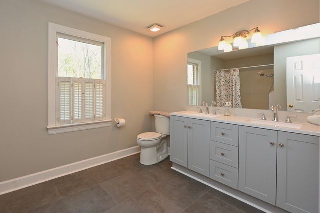 1115 Temple Ridge Ct, Nashville, TN 37221