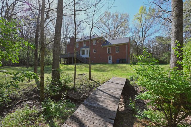 1115 Temple Ridge Ct, Nashville, TN 37221