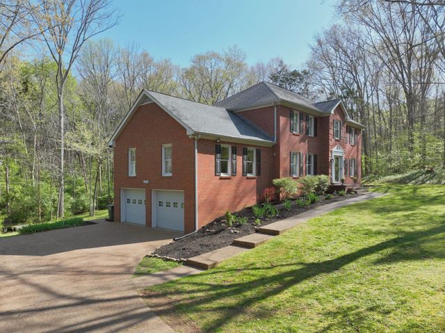 1115 Temple Ridge Ct, Nashville, TN 37221