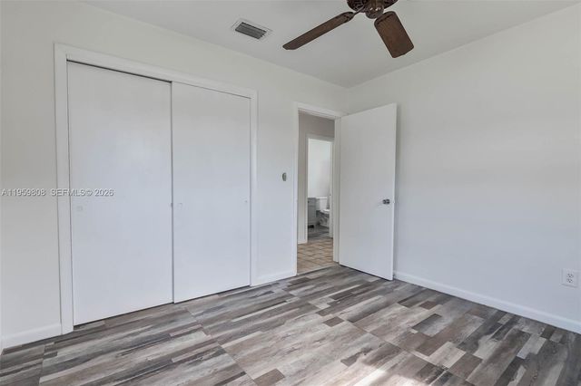 9801 SW 99th St, Miami, FL 33176