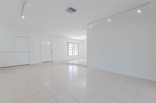 9801 SW 99th St, Miami, FL 33176