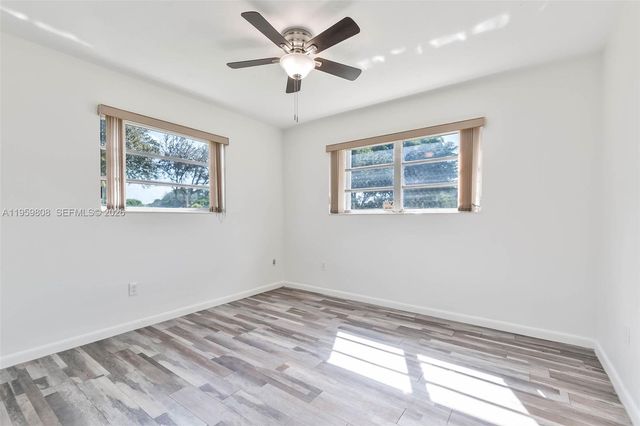 9801 SW 99th St, Miami, FL 33176