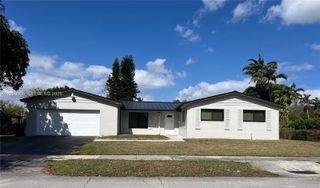 9801 SW 99th St, Miami, FL 33176