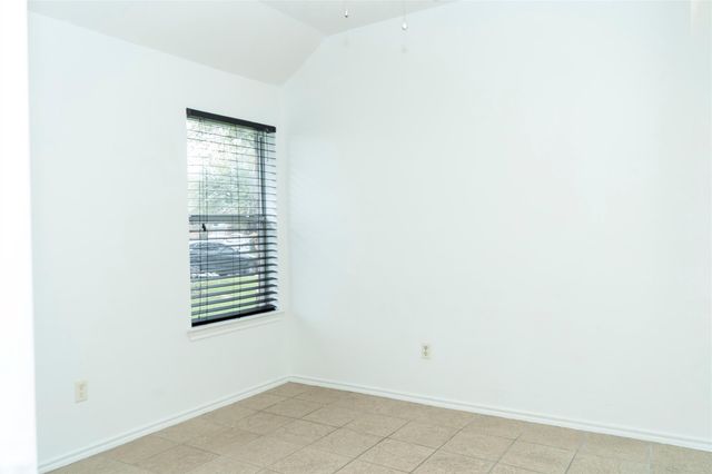12914 Pinehall Lane, Houston, TX 77044
