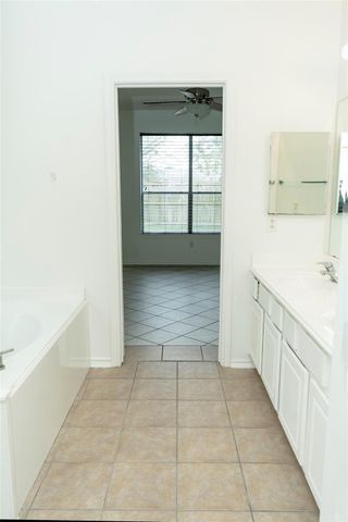 12914 Pinehall Lane, Houston, TX 77044