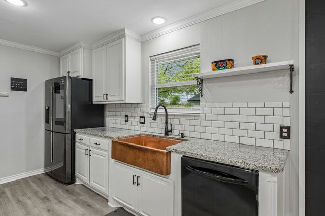 1003 Newell Drive, Hudson Oaks, TX 76087