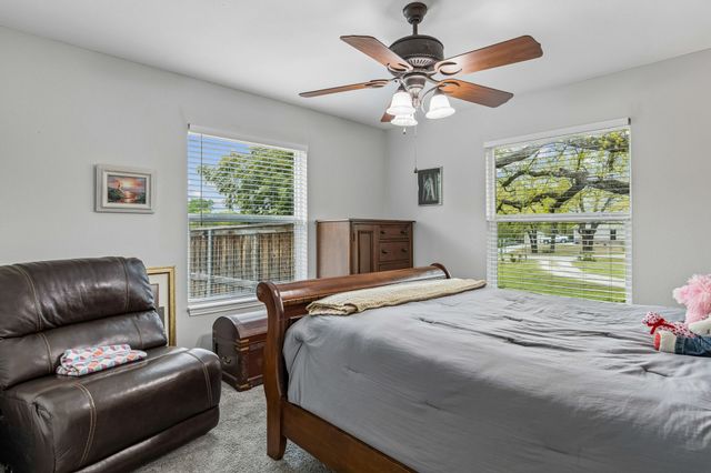 1003 Newell Drive, Hudson Oaks, TX 76087