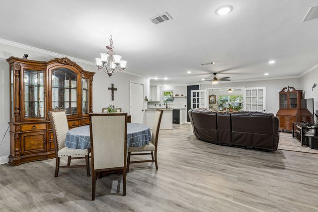 1003 Newell Drive, Hudson Oaks, TX 76087