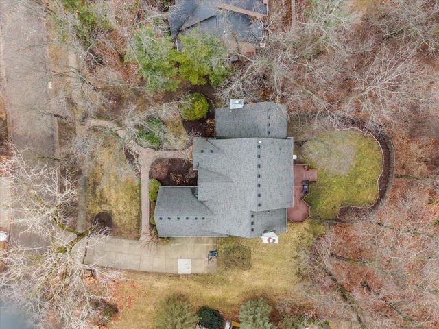 2757 W Bloomfield Oaks Drive, West Bloomfield Twp, MI 48324