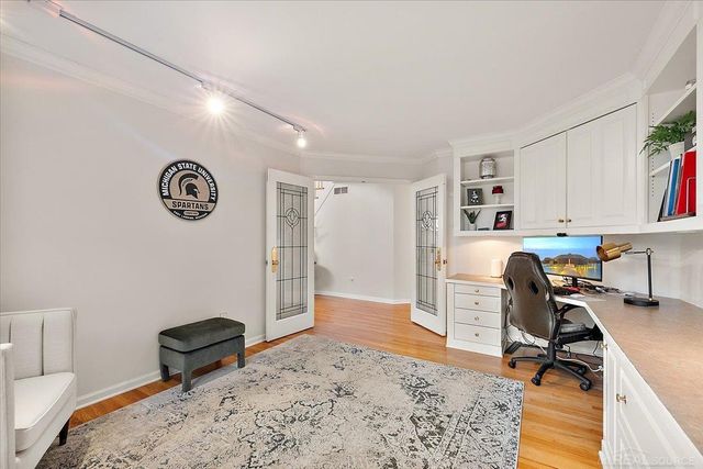 2757 W Bloomfield Oaks Drive, West Bloomfield Twp, MI 48324