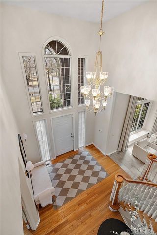 2757 W Bloomfield Oaks Drive, West Bloomfield Twp, MI 48324