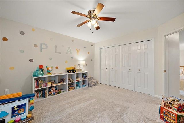 2757 W Bloomfield Oaks Drive, West Bloomfield Twp, MI 48324