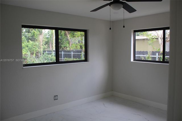 18815 NW 42nd Pl 0, Miami Gardens, FL 33055