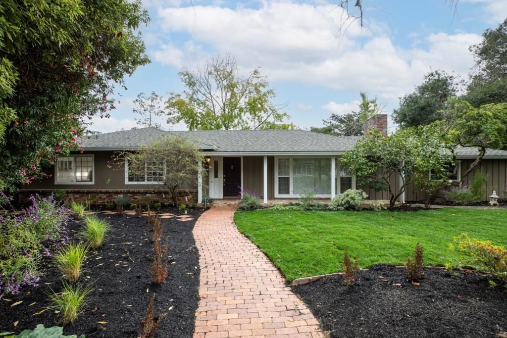 145 El Monte Court, Los Altos, CA 94022