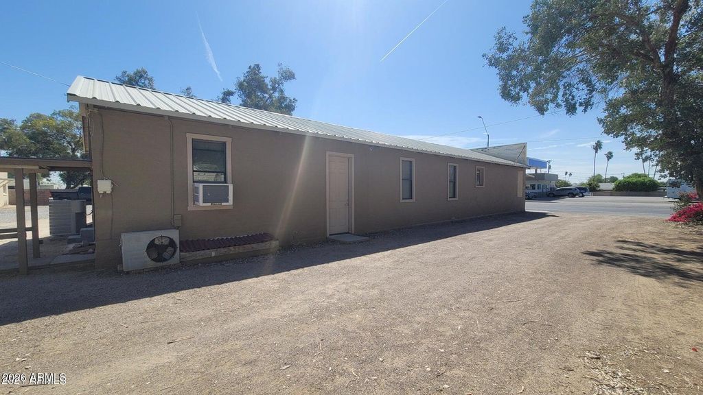 824 E MONROE Avenue, Buckeye, AZ 85326 — photo 5