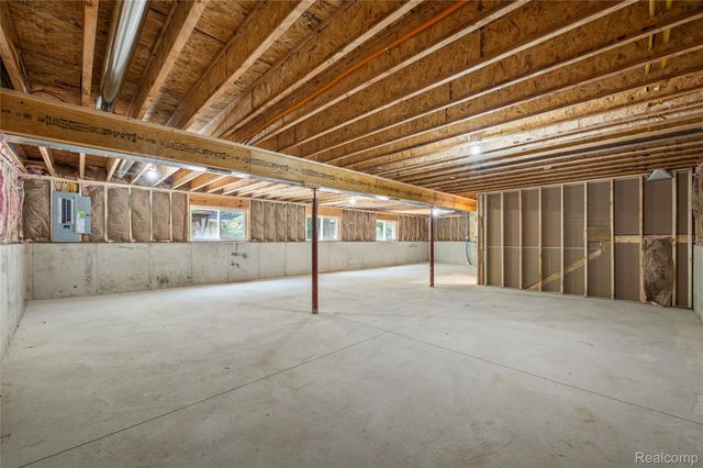 18654 Oldfield Road, New Buffalo Township, MI 49117