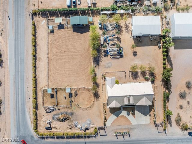 921 Gubler Avenue, Logandale, NV 89021