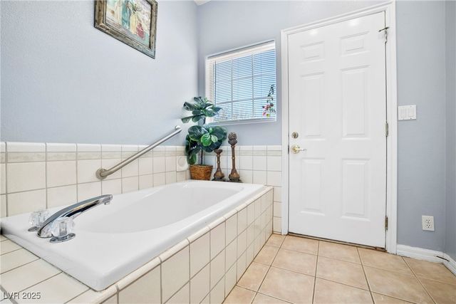 921 Gubler Avenue, Logandale, NV 89021