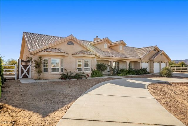 921 Gubler Avenue, Logandale, NV 89021