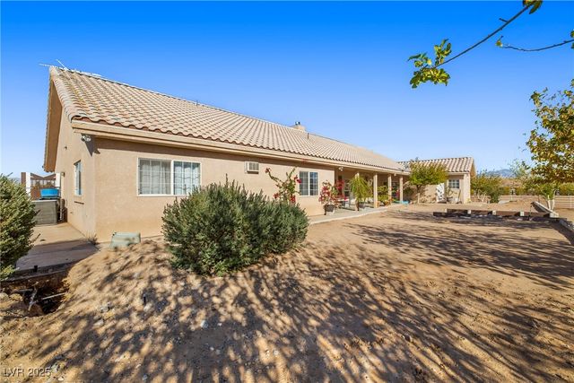 921 Gubler Avenue, Logandale, NV 89021