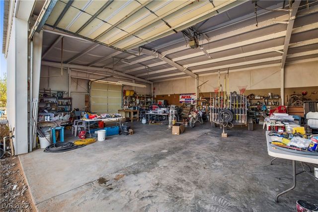 921 Gubler Avenue, Logandale, NV 89021