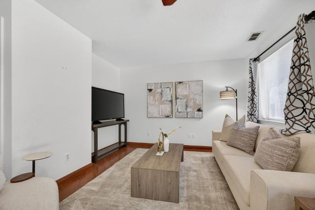 6510 Kenbridge St, Elk Grove, CA 95758