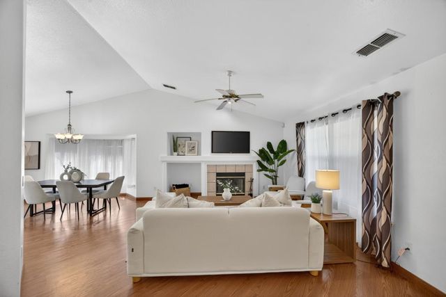 6510 Kenbridge St, Elk Grove, CA 95758