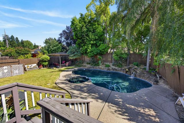 6510 Kenbridge St, Elk Grove, CA 95758