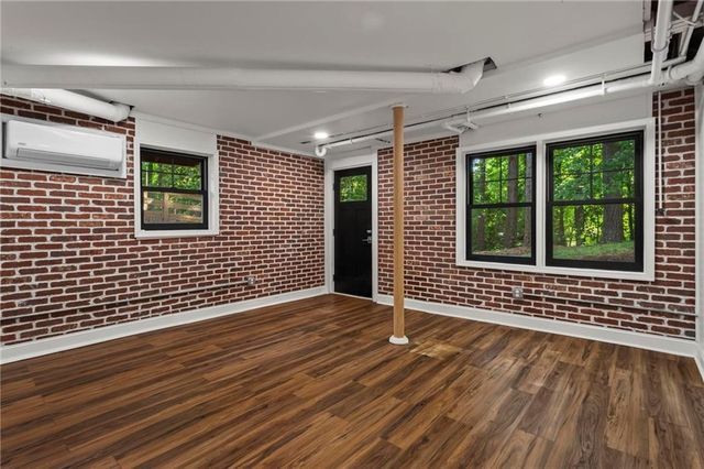 1826 E Ramble Court, Decatur, GA 30033