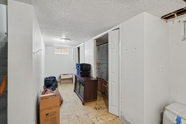 705 Hoffman Avenue, Des Moines, IA 50316