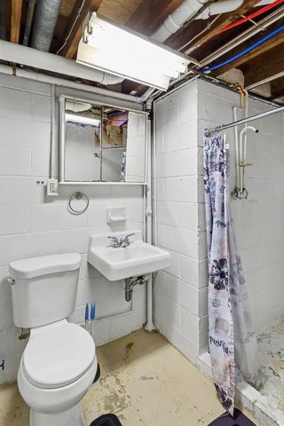 705 Hoffman Avenue, Des Moines, IA 50316