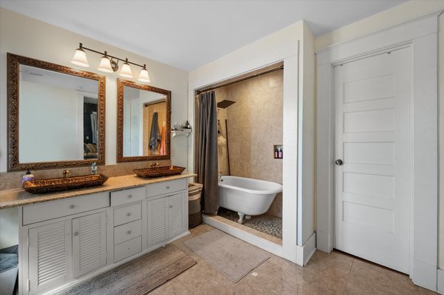 100 Corsicana Street, Hillsboro, TX 76645