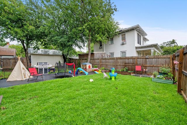 100 Corsicana Street, Hillsboro, TX 76645