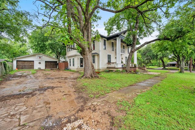 100 Corsicana Street, Hillsboro, TX 76645