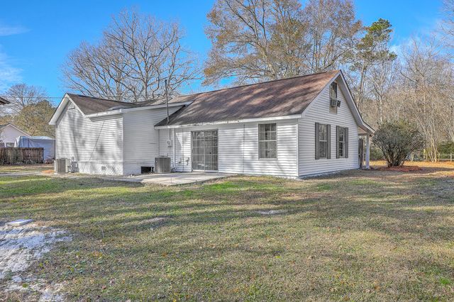 233 Harlock Drive, Moncks Corner, SC 29461