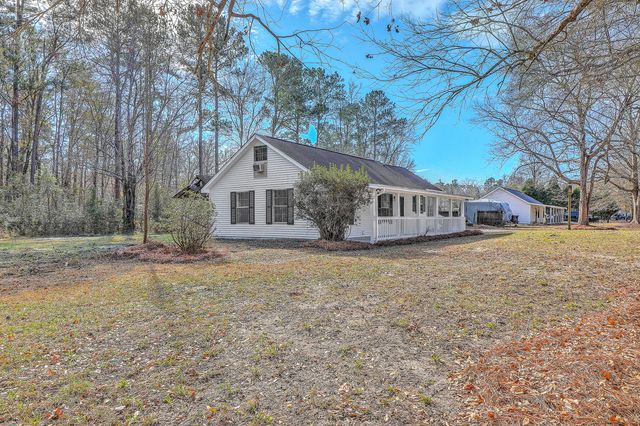 233 Harlock Drive, Moncks Corner, SC 29461