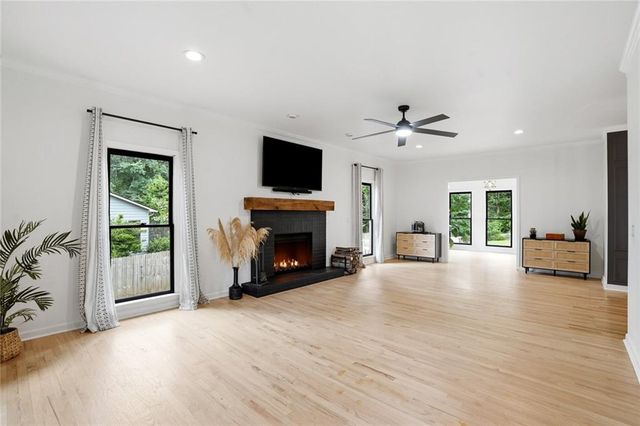 421 Eagle Ridge Trail, Canton, GA 30114