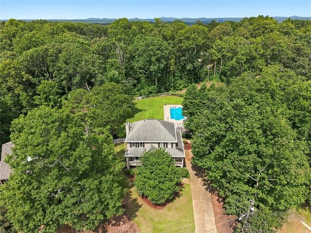 421 Eagle Ridge Trail, Canton, GA 30114