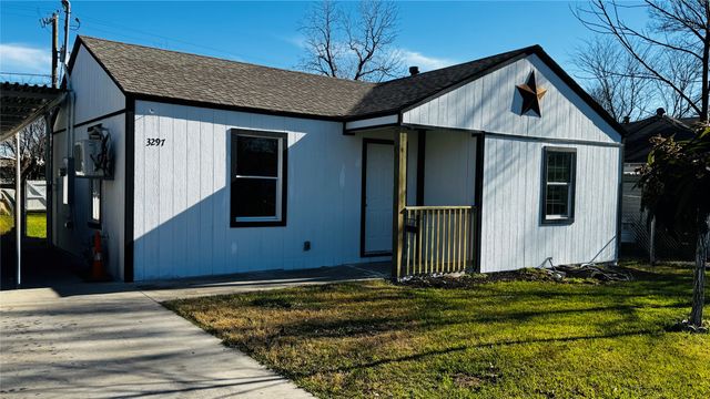 3297 Todd Avenue, Fort Worth, TX 76110