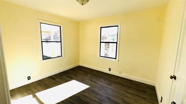 3297 Todd Avenue, Fort Worth, TX 76110