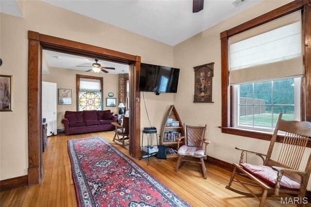 413 Schiller Street, Hermann, MO 65041