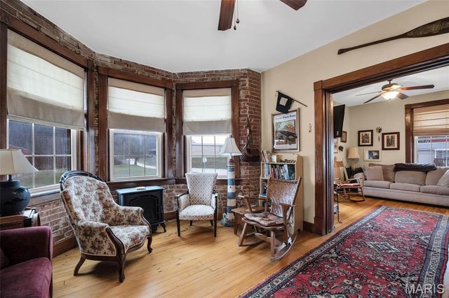 413 Schiller Street, Hermann, MO 65041