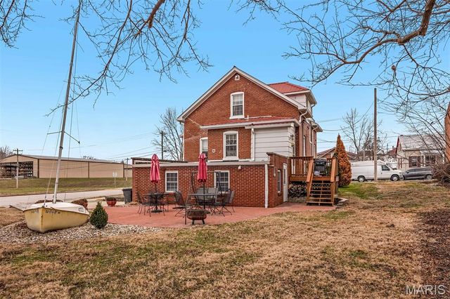 413 Schiller Street, Hermann, MO 65041