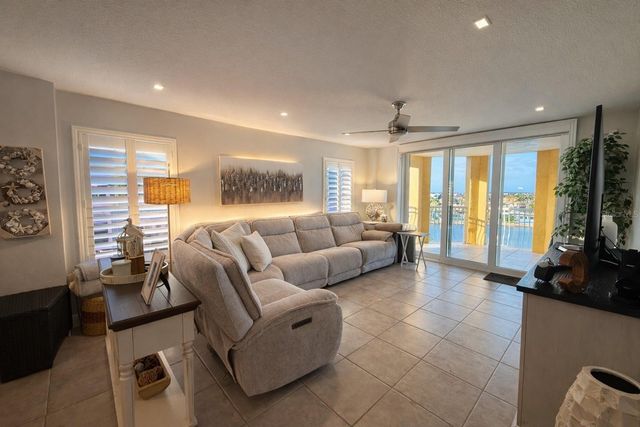 5353 GULF BOULEVARD A404, St Pete Beach, FL 33706